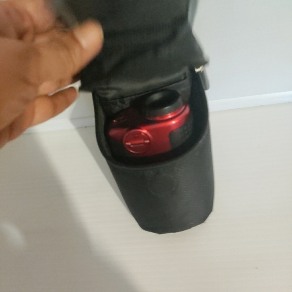 BUSHNELL TOUR V2 RANGEFINDER With  carrying case - Picture 7 of 8